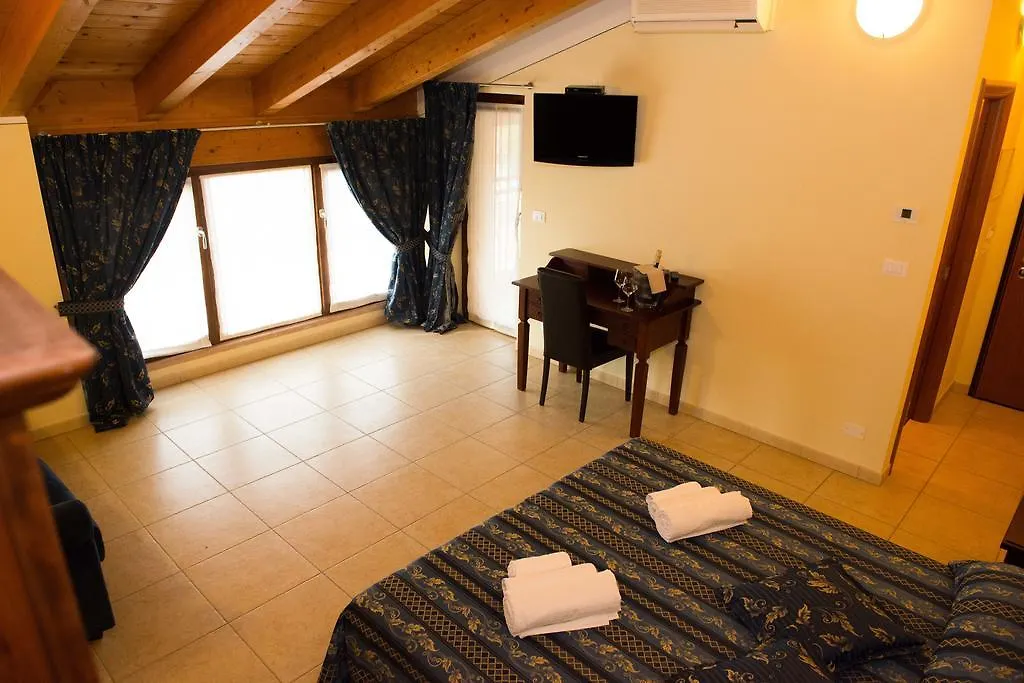فندق مبيت وإفطار آفي B&B Le Murette - Enjoy Holiday