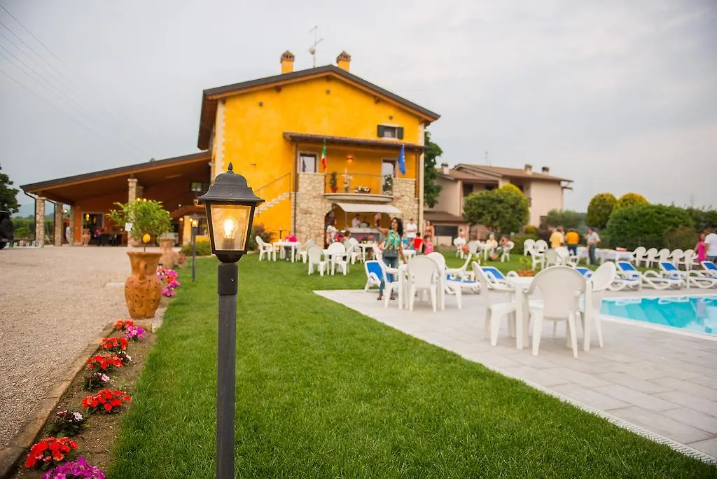آفي B&B Le Murette - Enjoy Holiday فندق مبيت وإفطار