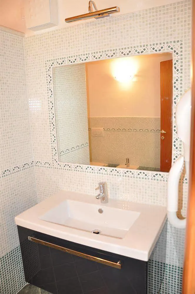 فندق مبيت وإفطار آفي B&B Le Murette - Enjoy Holiday